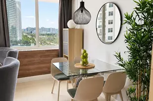 19201 Collins Ave, Sunny Isles Beach, FL 33160 - Photo 2