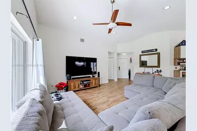 1141 NW 173rd Ave, Pembroke Pines, FL 33029 - Photo 36