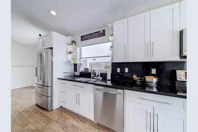 1141 NW 173rd Ave, Pembroke Pines, FL 33029 - Photo 20