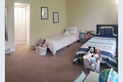 550 Oaks Ln #202, Pompano Beach, FL 33069 - Photo 6