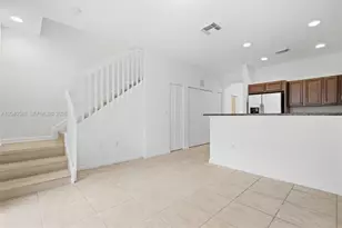 21207 NW 14th Pl, Miami Gardens, FL 33169 - Photo 4
