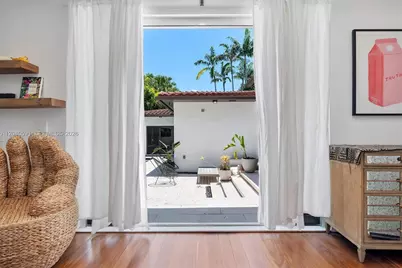 547 NE 59th St, Miami, FL 33137 - Photo 24