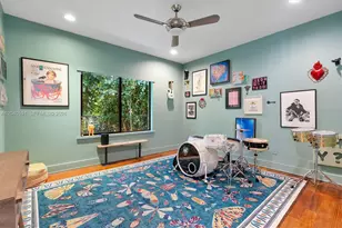 547 NE 59th St, Miami, FL 33137 - Photo 20