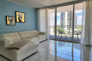 2030 S Ocean Dr, Hallandale Beach, FL 33009 - Photo 6