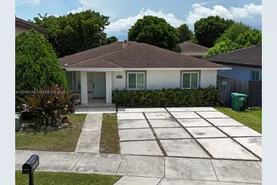 22442 SW 109th Ct, Miami, FL 33170 - Photo 6