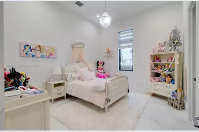 13052 NW 102nd Ave, Hialeah Gardens, FL 33018 - Photo 32