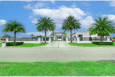13052 NW 102nd Ave, Hialeah Gardens, FL 33018 - Photo 2