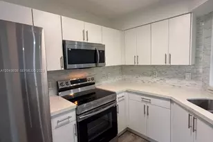 9021 W Sunrise Blvd, Plantation, FL 33322 - Photo 10