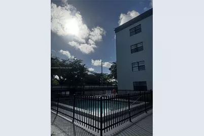 13500 NE 3rd Ct #120, North Miami, FL 33161 - Photo 2