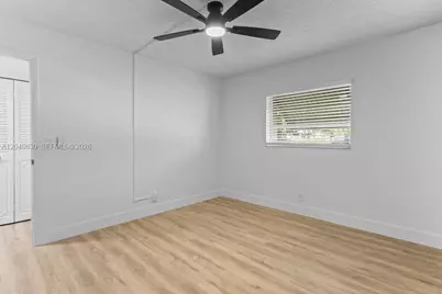 414 SE 10th St #108, Dania Beach, FL 33004 - Photo 10