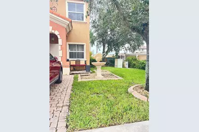 15201 SW 30th Ter, Miami, FL 33185 - Photo 4