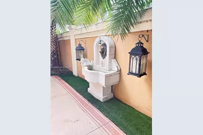 15201 SW 30th Ter, Miami, FL 33185 - Photo 6