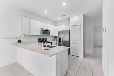 4825 Dillion St, Lake Worth, FL 33463 - Photo 16