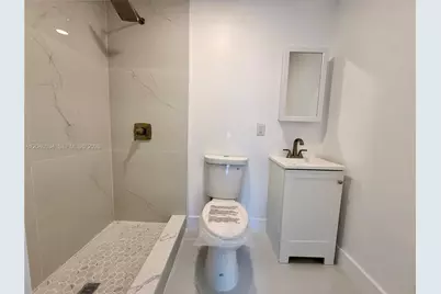 228 NW 32nd Ave #230, Miami, FL 33125 - Photo 8