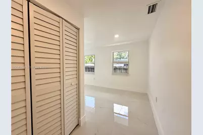 228 NW 32nd Ave #230, Miami, FL 33125 - Photo 12