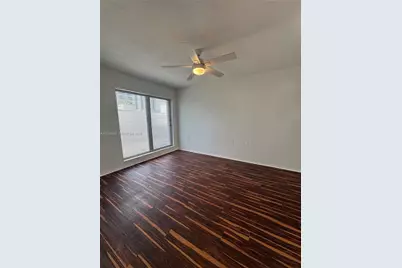 1600 NE 114th St #204, Miami, FL 33181 - Photo 4