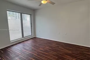 1600 NE 114th St, Miami, FL 33181 - Photo 4