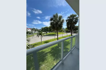 1600 NE 114th St #204, Miami, FL 33181 - Photo 1