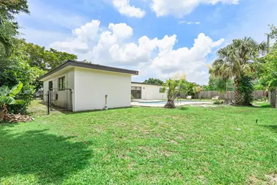 885 Azalea Ct, Plantation, FL 33317 - Photo 46