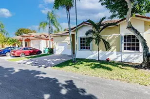 21475 SW 90th Pl, Cutler Bay, FL 33189 - Photo 4