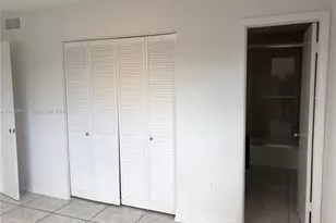 444 SW 4th St, Miami, FL 33130 - Photo 12