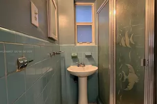 820 SW 31st Ave, Miami, FL 33135 - Photo 6