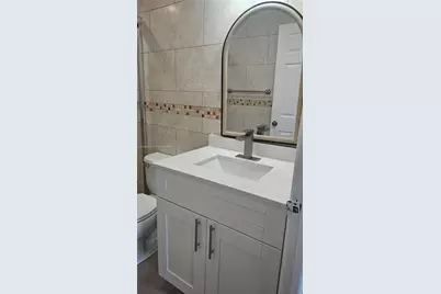 5625 W 20th Ave #208, Hialeah, FL 33012 - Photo 16