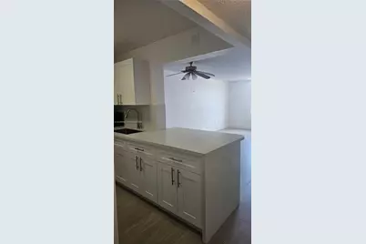 5625 W 20th Ave #208, Hialeah, FL 33012 - Photo 6