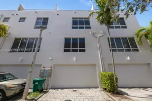 10471 NW 66th St, Doral, FL 33178 - Photo 46