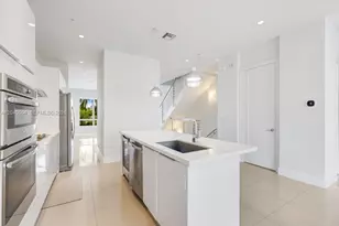 10471 NW 66th St, Doral, FL 33178 - Photo 26