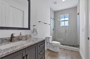 1031 NE 13th Ave, Fort Lauderdale, FL 33304 - Photo 16