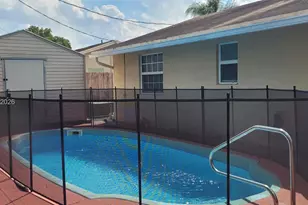 6645 Franklin St, Hollywood, FL 33024 - Photo 6