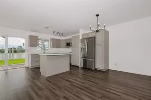 2123 SW 87th Terrace, Miramar, FL 33025 - Photo 6