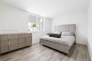 3745 NE 171st St, North Miami Beach, FL 33160 - Photo 2