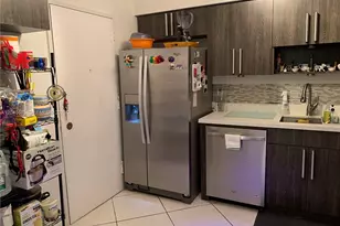5700 Collins Ave, Miami Beach, FL 33140 - Photo 8