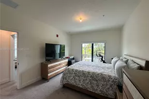 8001 NW 41st St, Doral, FL 33166 - Photo 16