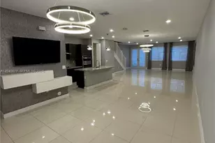 10421 NW 66th St, Doral, FL 33178 - Photo 6