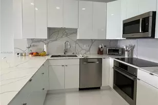 5701 Collins Ave, Miami Beach, FL 33140 - Photo 12