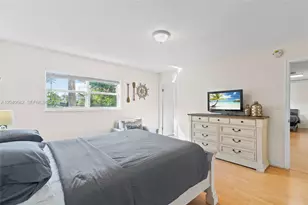 2424 NE 9th St, Fort Lauderdale, FL 33304 - Photo 14