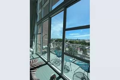 253 NE 2nd St #632, Miami, FL 33132 - Photo 4