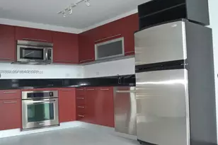253 NE 2nd St, Miami, FL 33132 - Photo 10
