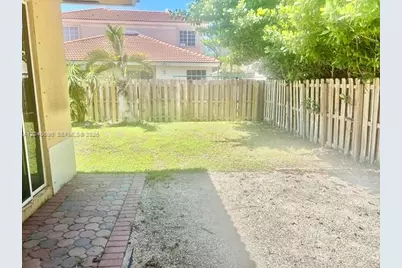 9118 SW 161st Ter, Palmetto Bay, FL 33157 - Photo 14