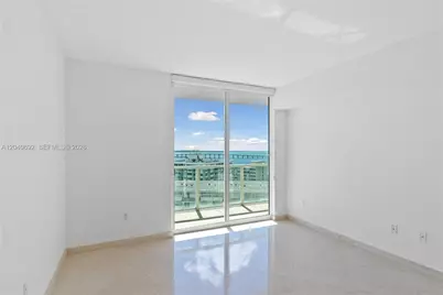 218 SE 14th St #1803, Miami, FL 33131 - Photo 14