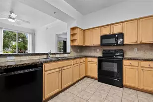 245 Murcia Dr, Jupiter, FL 33458 - Photo 10