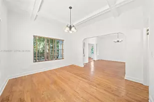 160 NE 44th St, Miami, FL 33137 - Photo 8