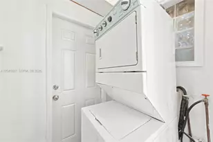160 NE 44th St, Miami, FL 33137 - Photo 22