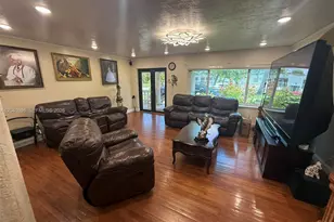 202 To to Lo Chee Dr, Hialeah, FL 33010 - Photo 2