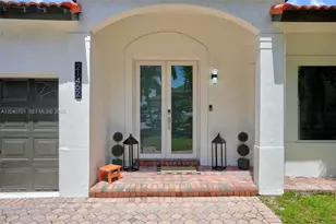 21462 SW 91st Ave, Cutler Bay, FL 33189 - Photo 2