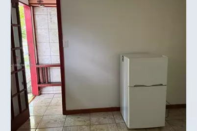 12600 Country Club Ln, Miami, FL 33167 - Photo 8