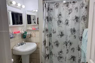 12600 Country Club Ln, Miami, FL 33167 - Photo 16